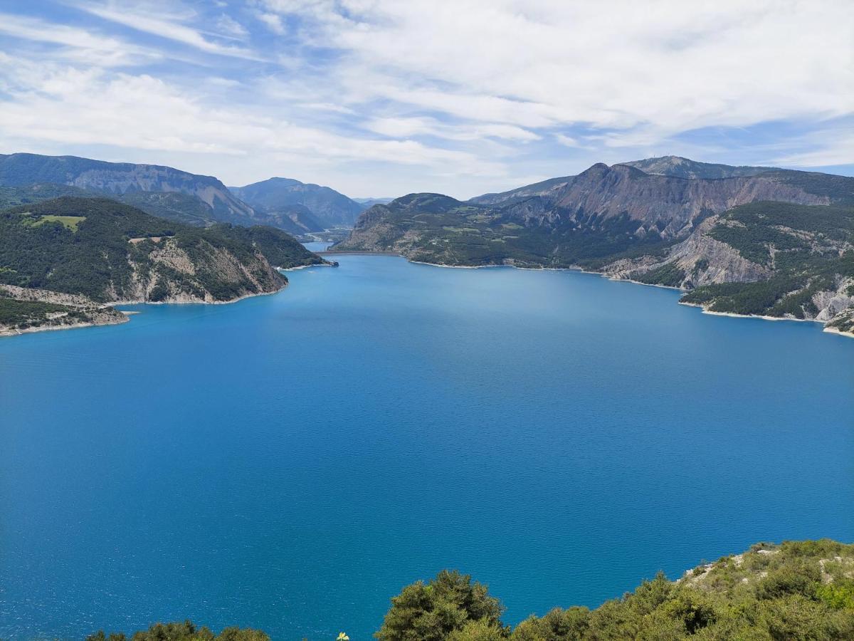 Joli T2 - Vue sur Lac - 5 min du plan d'eau d'Embrun Baratier Extérieur photo